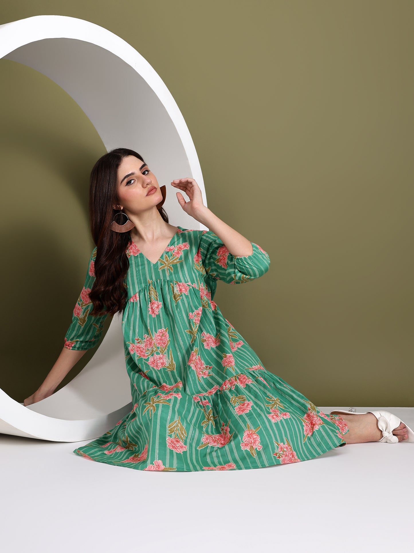 Floral Green Knee-Length Dress