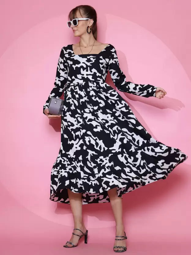 Elegant Black Midi Crepe Dress