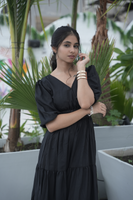 S / Black